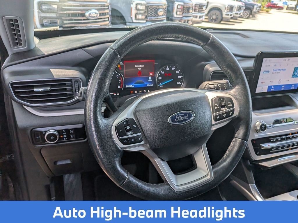 Used 2023 Black Ford XLT image 16