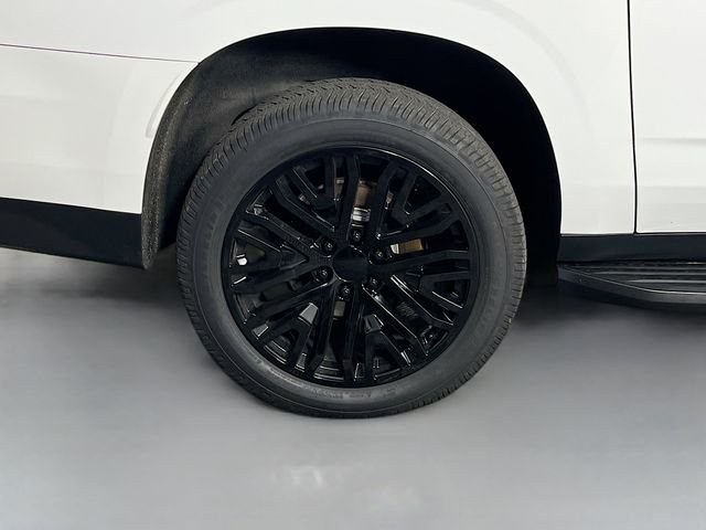 2022 Chevrolet Suburban LT - Photo 40