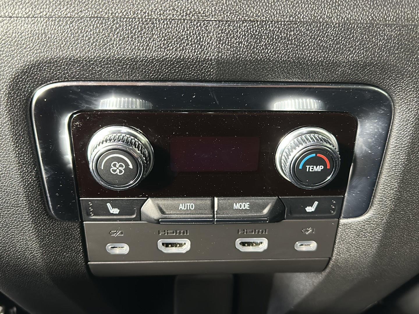 Used 2024 Sterling Metallic GMC SLT image 25