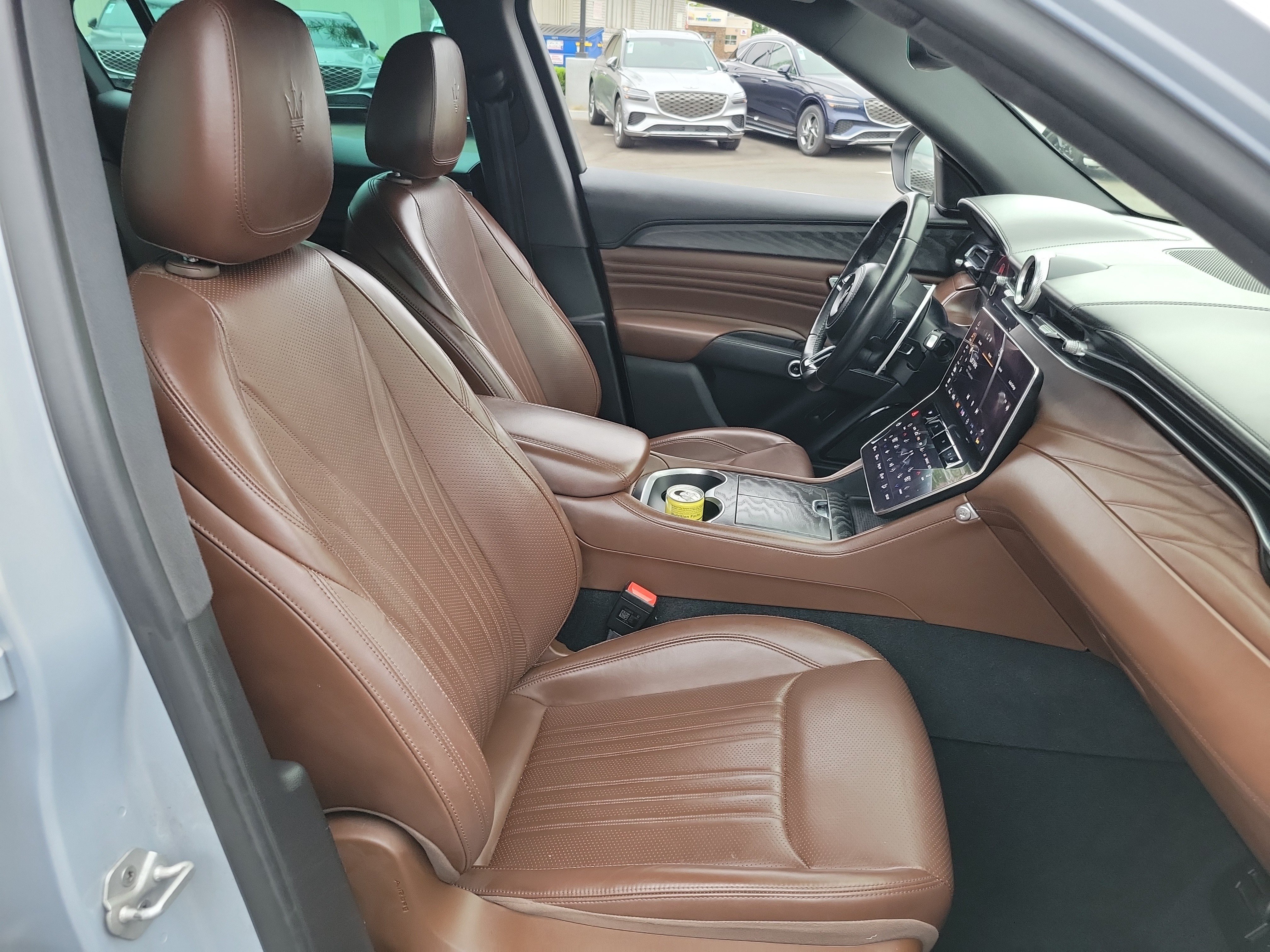 Used 2023 Bianco Astro Metallic Maserati GT image 31