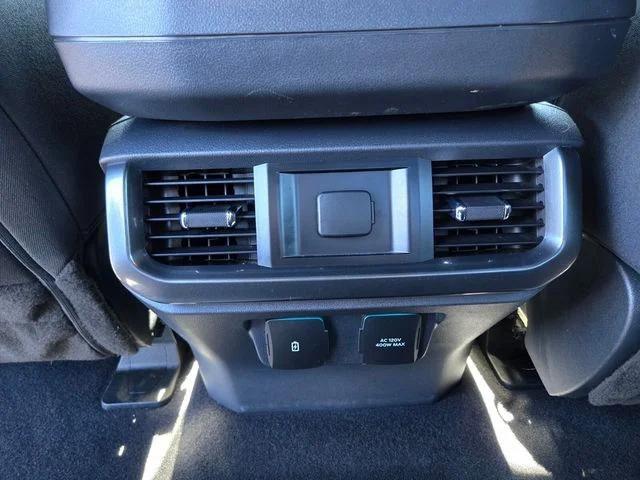 Used 2023 White Ford XLT image 15