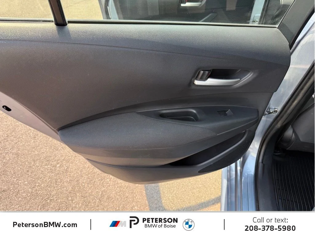 Used 2021  Toyota LE image 15