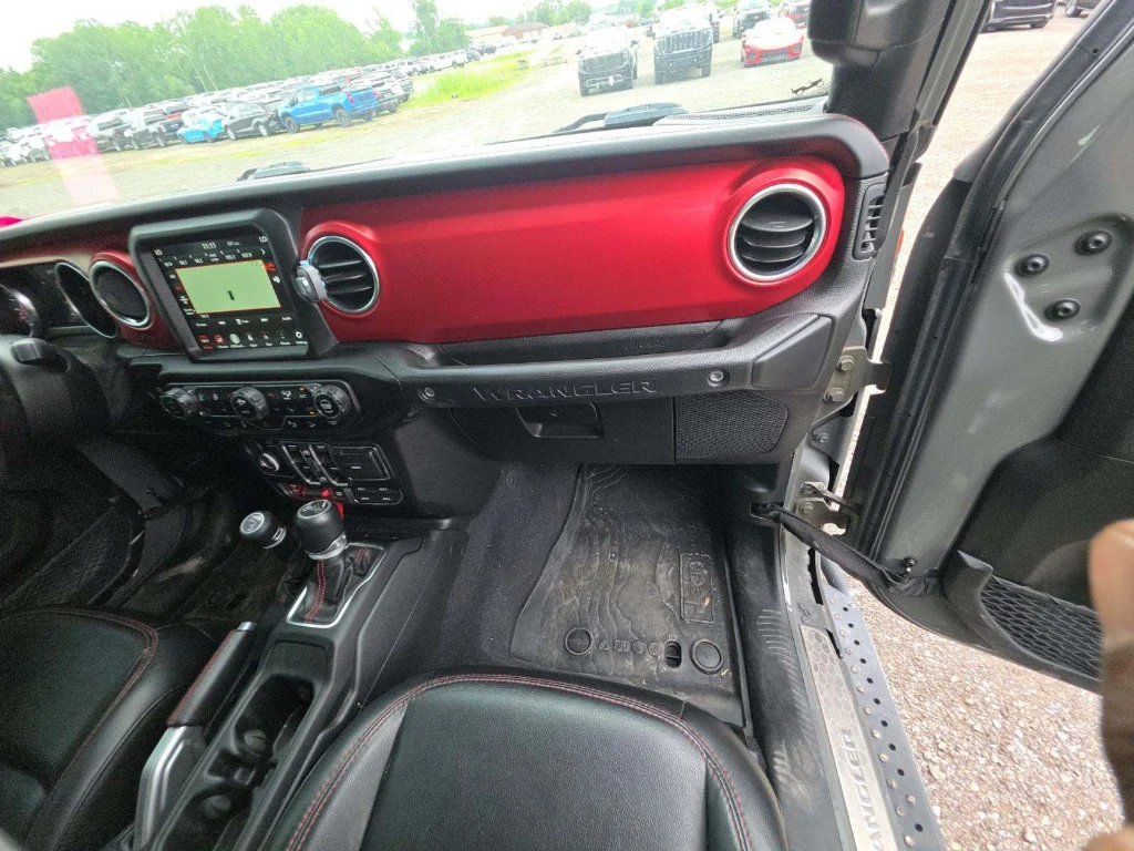 Used 2019 Sting-Grey Jeep Rubicon image 7