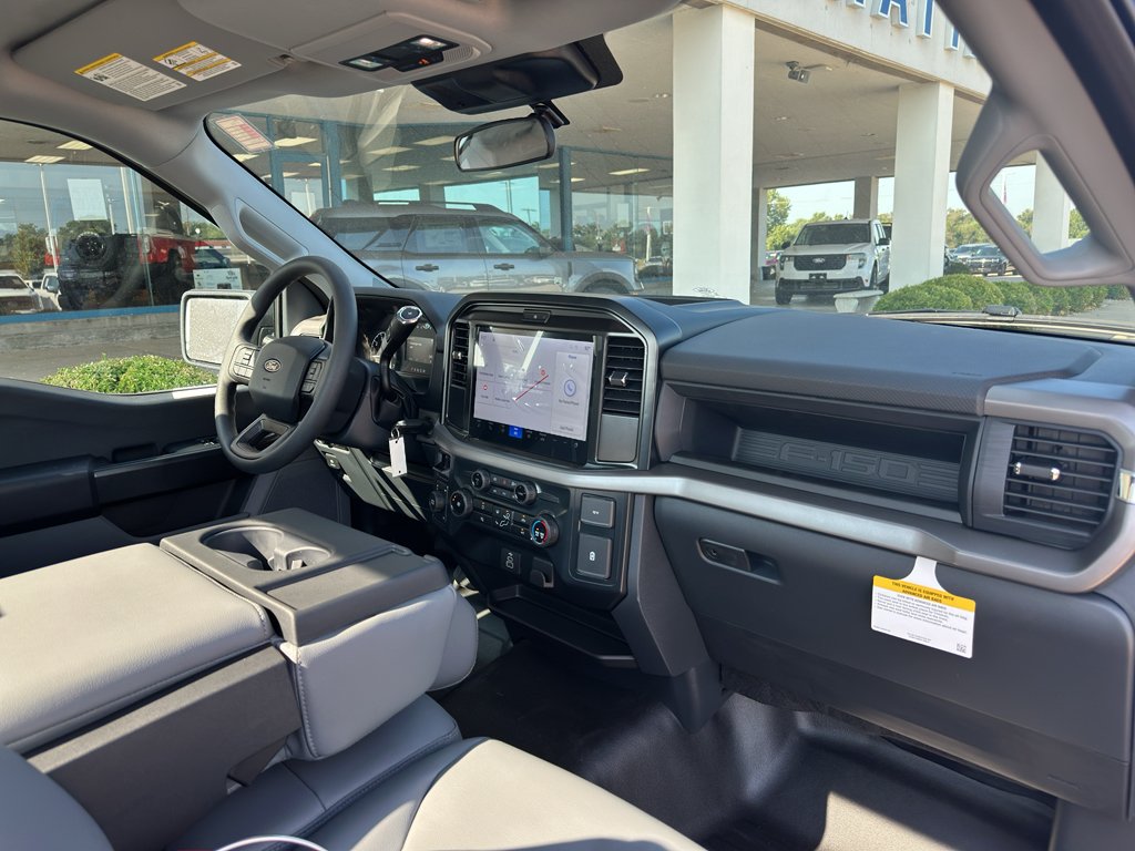 New 2026 Agate Black Metallic Ford XL image 27