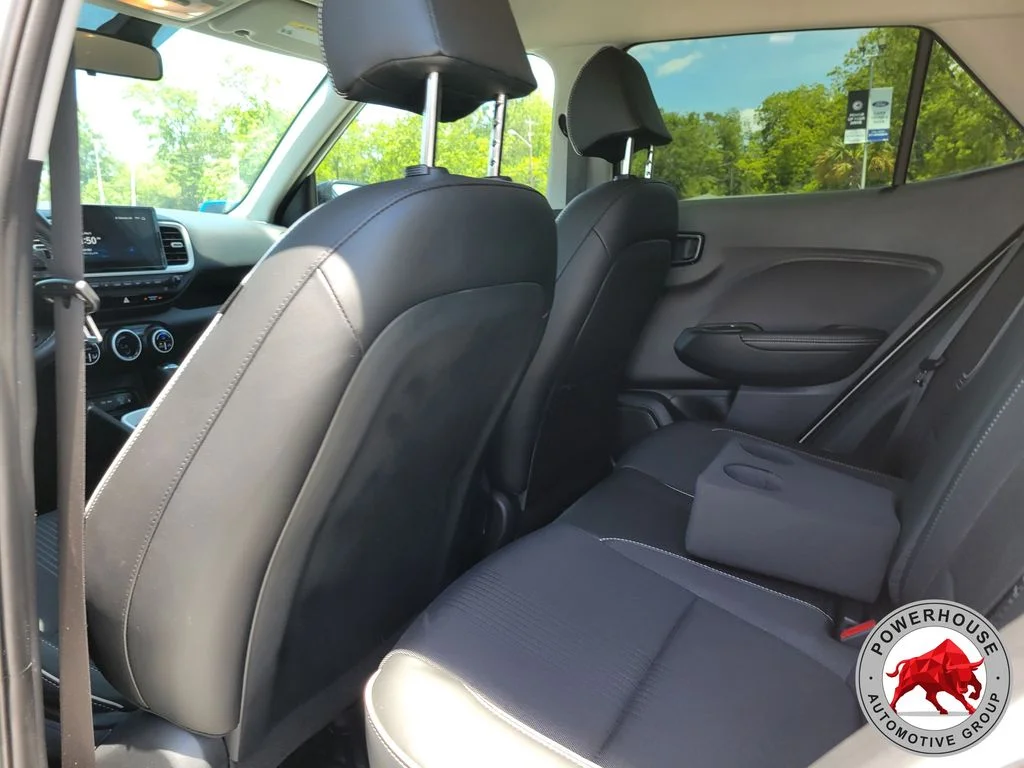 Used 2025 White Hyundai Limited image 15