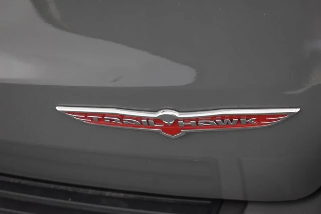 Used 2021 Gray Jeep Trailhawk image 11