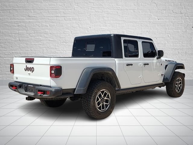Used 2025 White Jeep Rubicon image 4