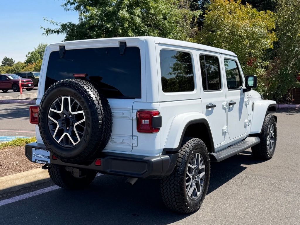 Used 2024 Bright White Clearcoat Jeep Sahara image 7