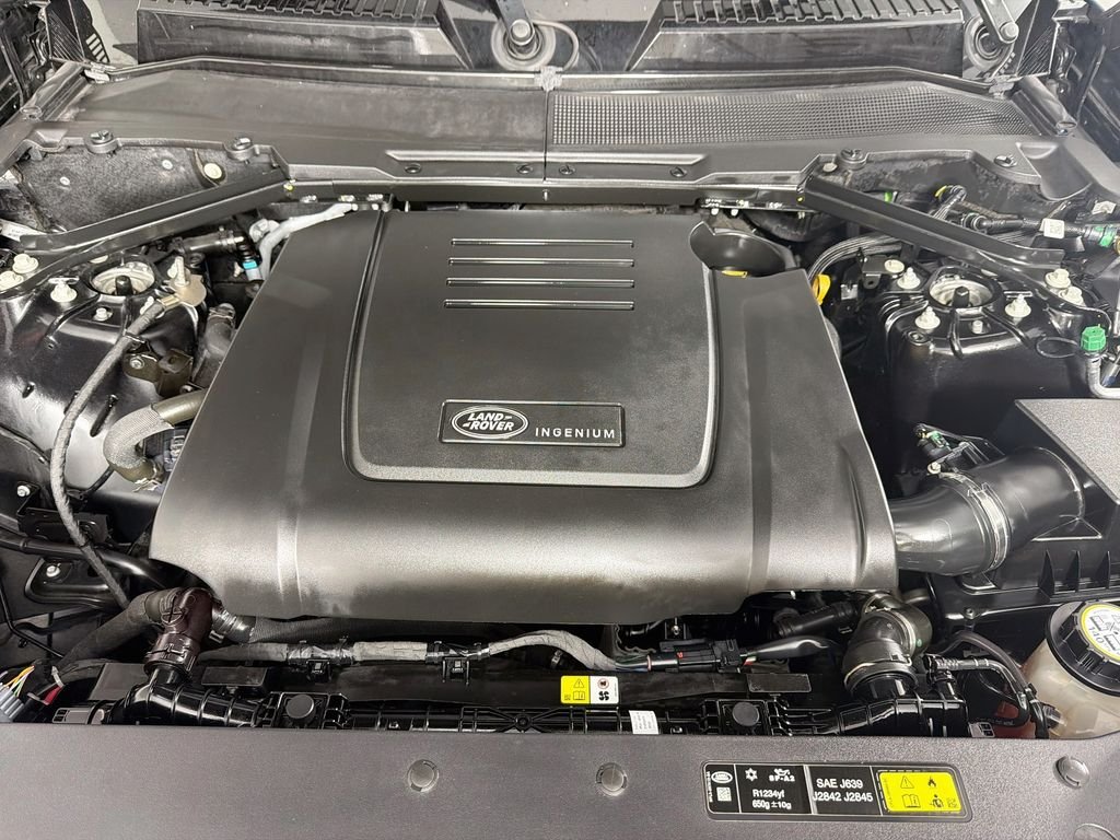 Used 2025 Black Land Rover S image 33