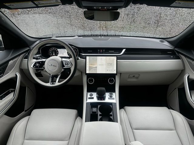 2026 Jaguar F-Pace R-Dynamic S - Photo 21