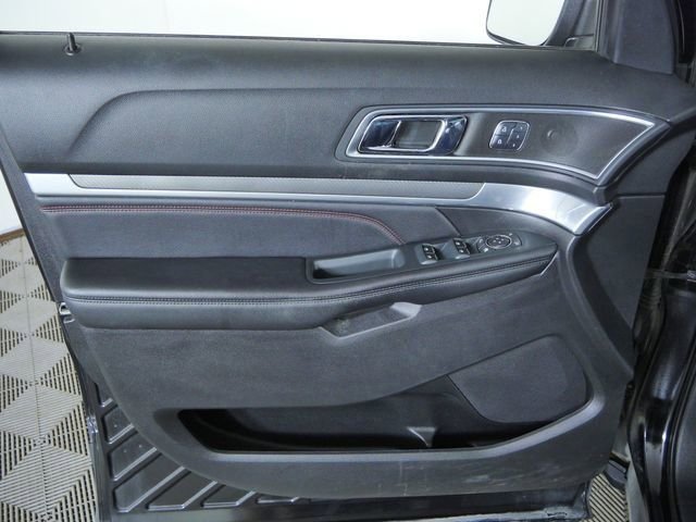 Used 2016 Black Ford Sport image 20