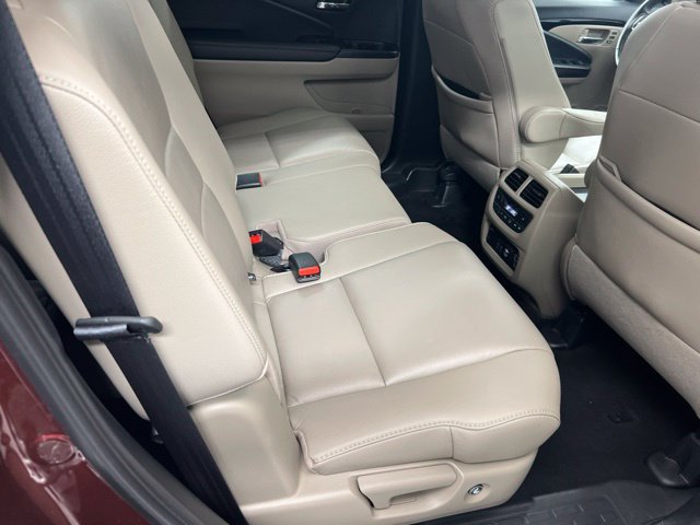 Used 2022 Red Honda Touring image 22