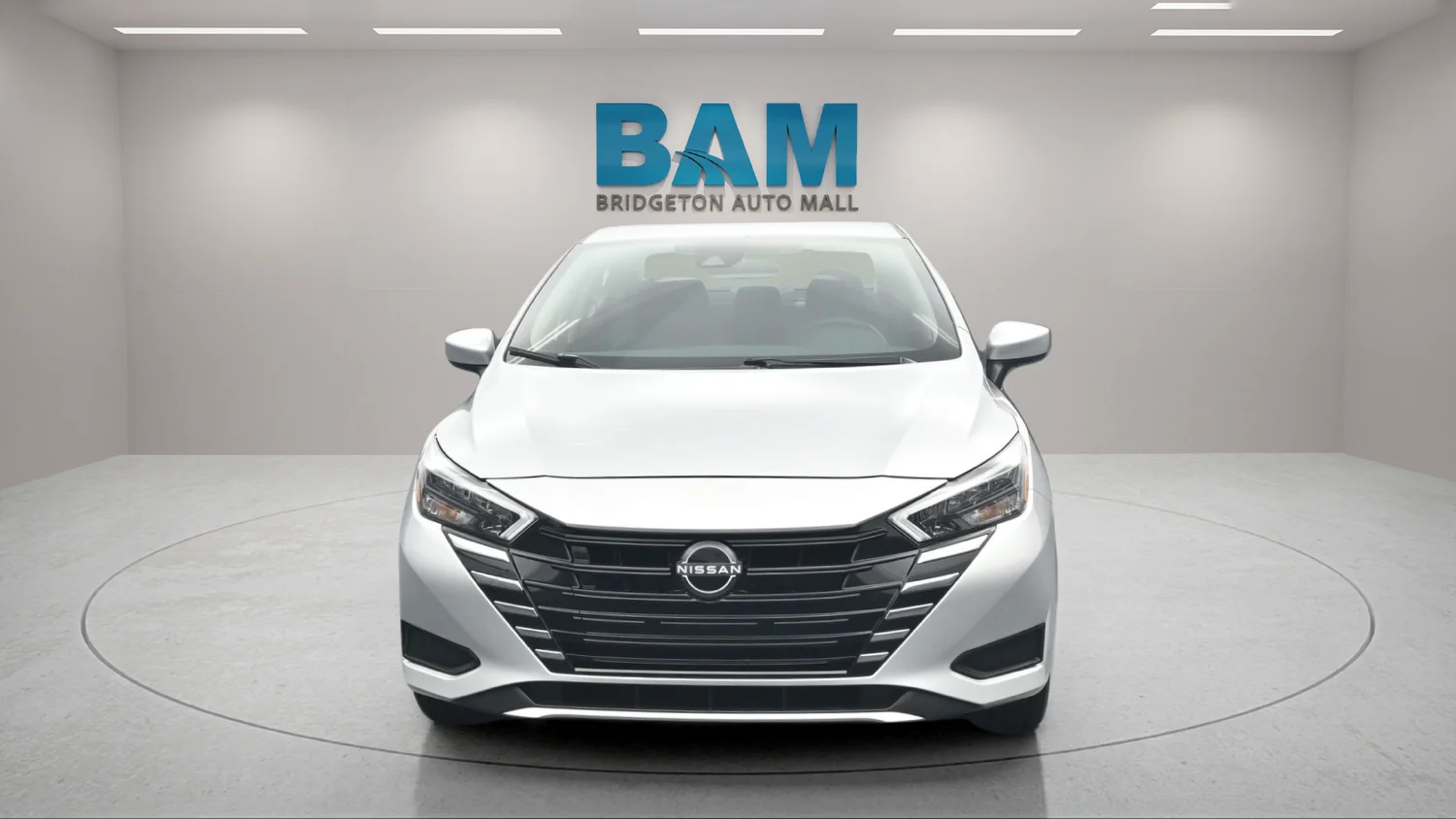 Used 2025 Silver Nissan 1.6 SV image 2