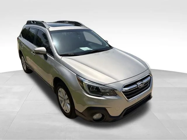 Used 2019 Gray Subaru 2.5i Premium image 1