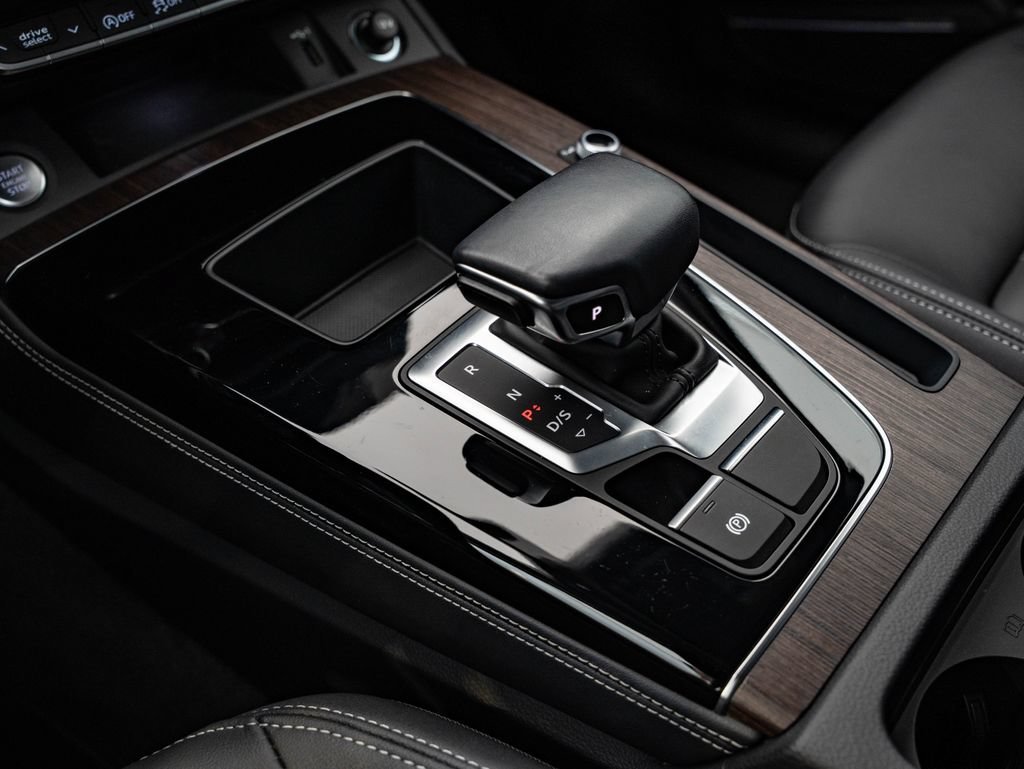 Used 2023 Daytona Gray Pearl Audi 45 S line Premium image 39