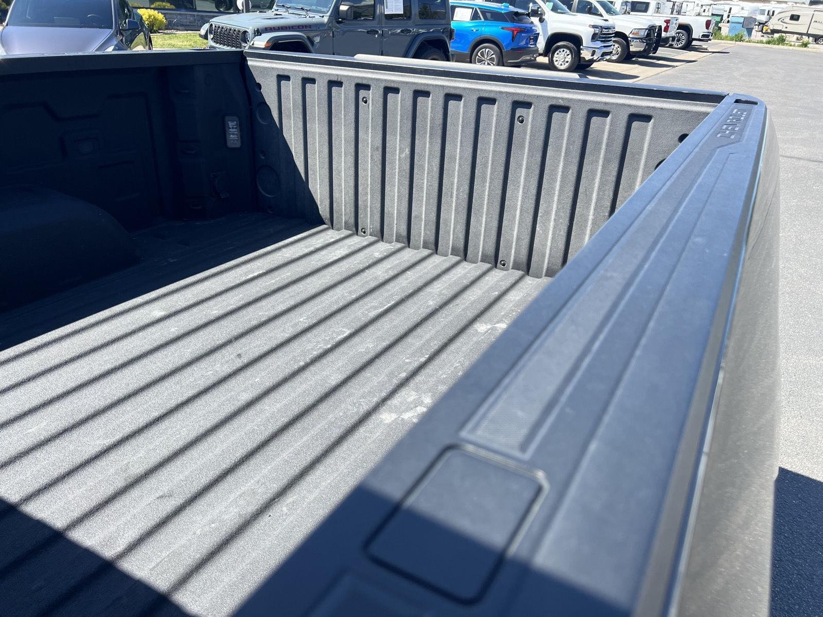 2019 Chevrolet Silverado 1500 High Country - Photo 13