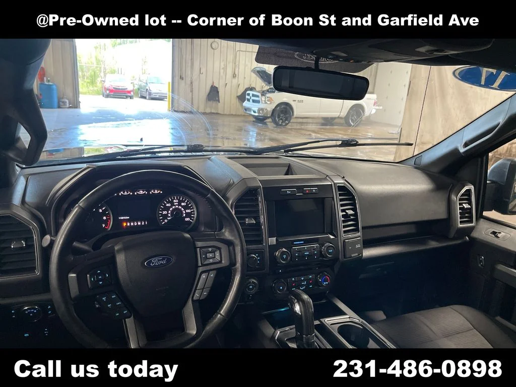 Used 2017 Black Ford XLT image 18