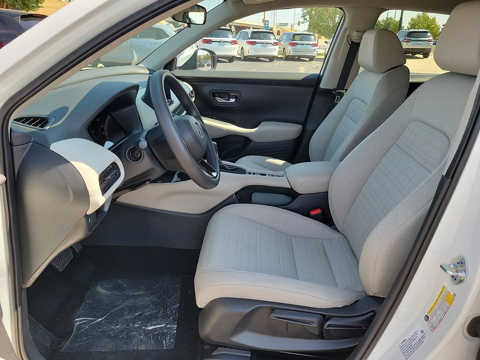 New 2027 Platinum White Pearl Honda LX AWD image 19