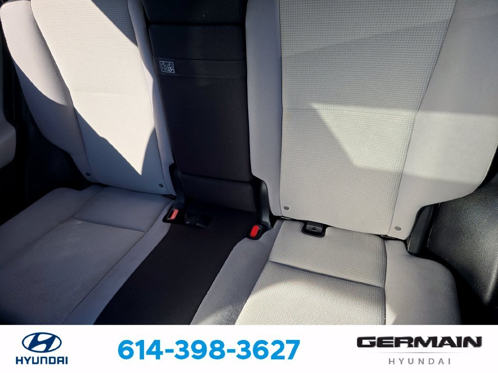 Used 2018 Blue Toyota XLE image 19