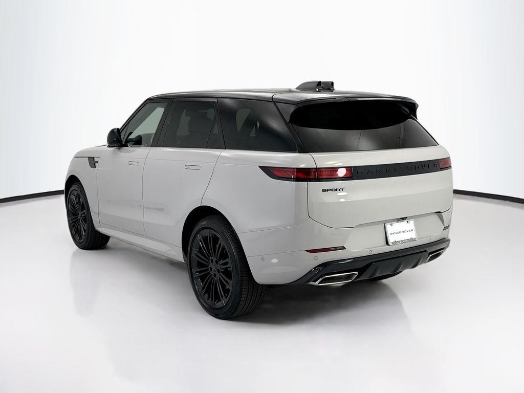 New 2026 Borasco Grey Land Rover Dynamic SE image 7