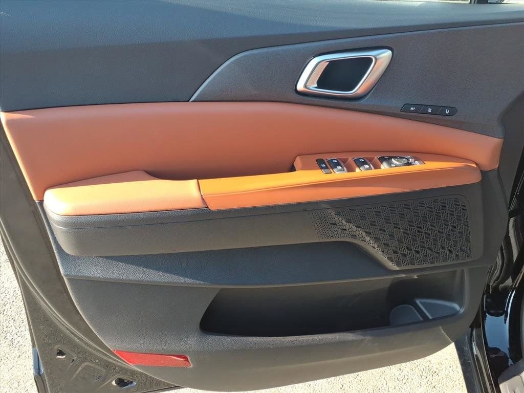 2026 Kia Carnival SX - Photo 11