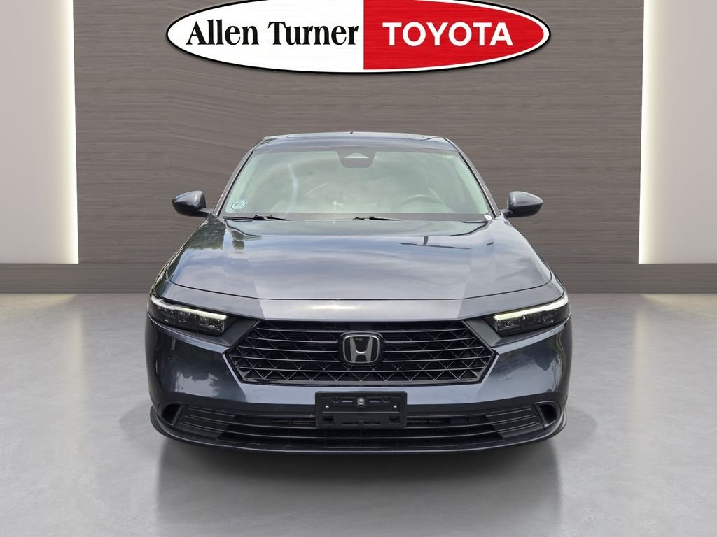 Used 2024 Gray Honda EX image 3