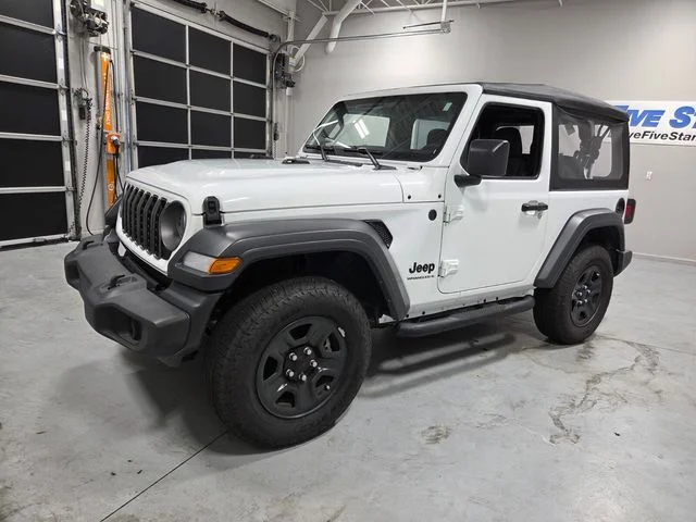 Used 2025 White Jeep Sport image 3