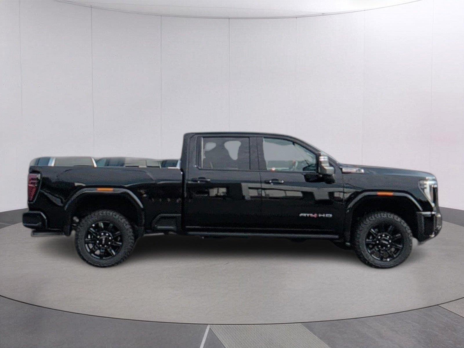 New 2026 Onyx Black GMC AT4 image 7