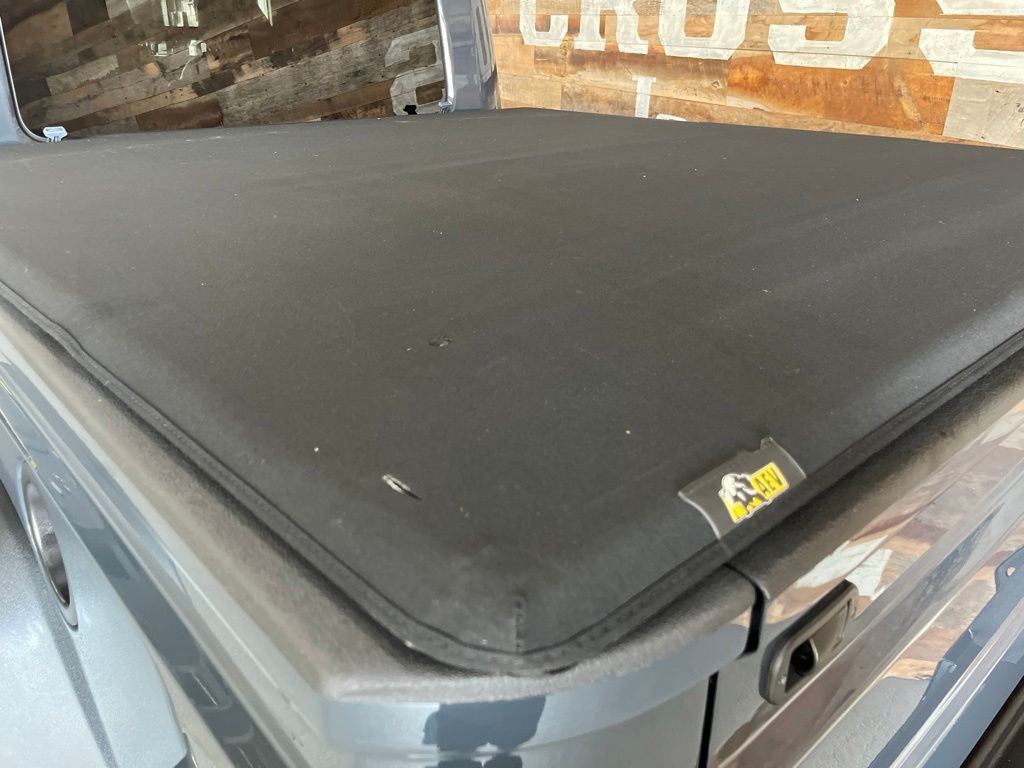 Used 2017 Rhino Clearcoat Jeep Unlimited Rubicon image 26