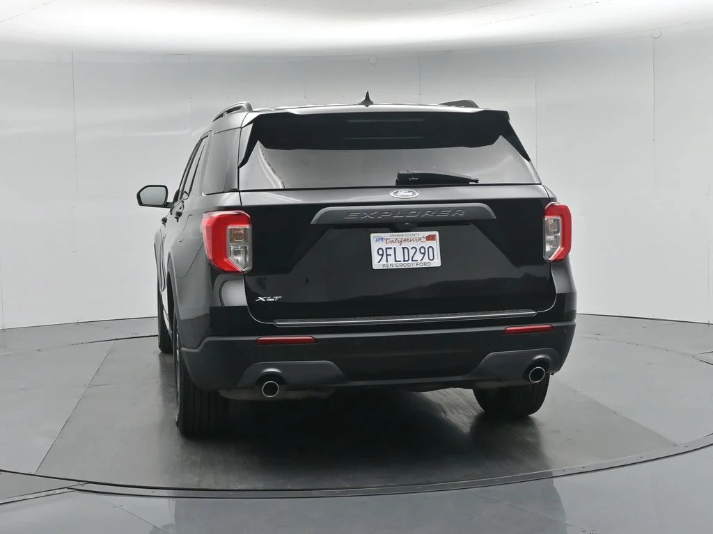 Certified Used 2022 Black Ford XLT image 31