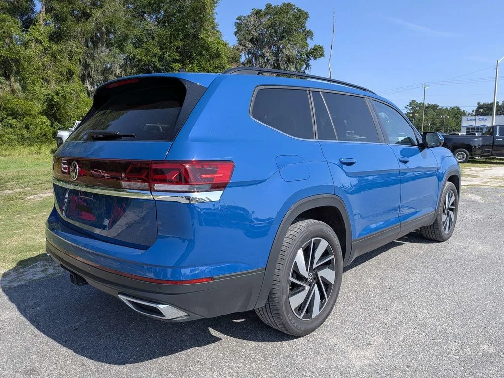 Used 2026 Blue Volkswagen 2.0T SE w/Technology image 3
