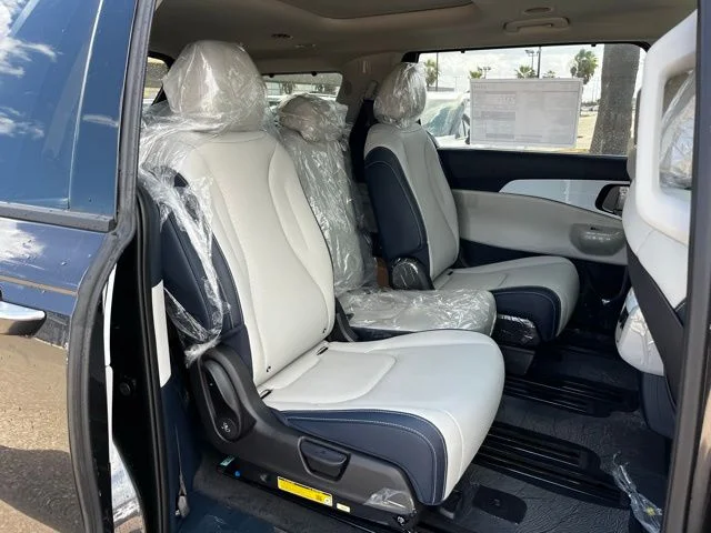 2026 Kia Carnival SX Prestige - Photo 20