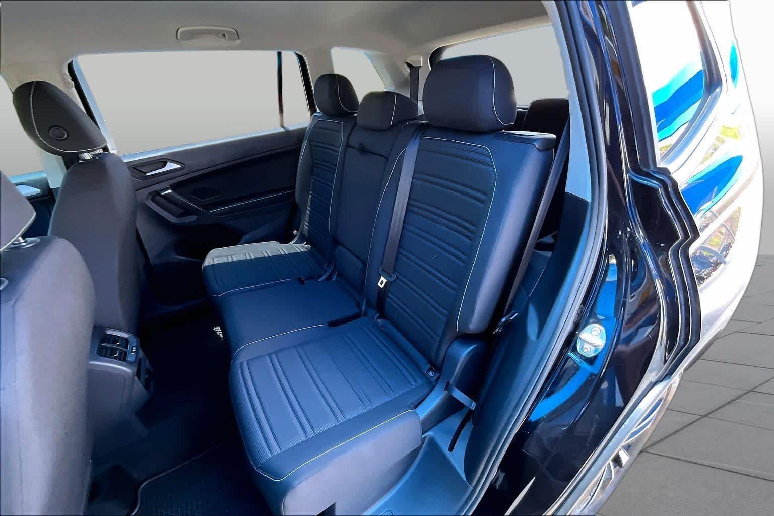 Used 2022 Deep Black Pearl Volkswagen S image 20