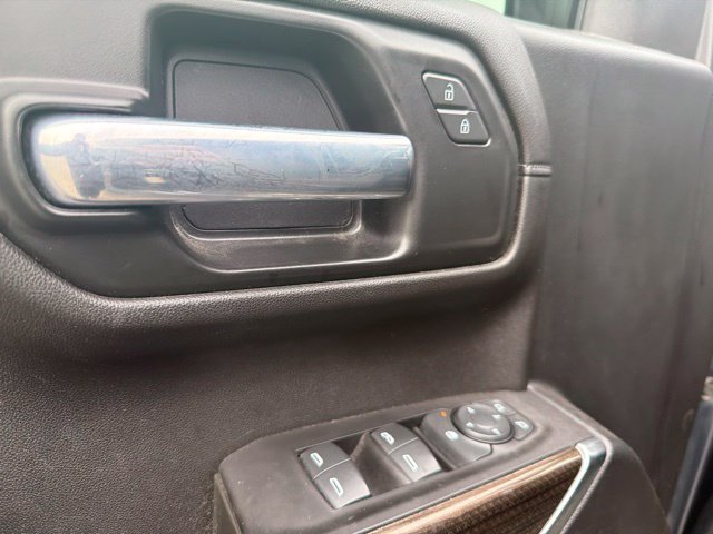 Used 2021 SHADOW GRAY METALLIC Chevrolet LT image 15