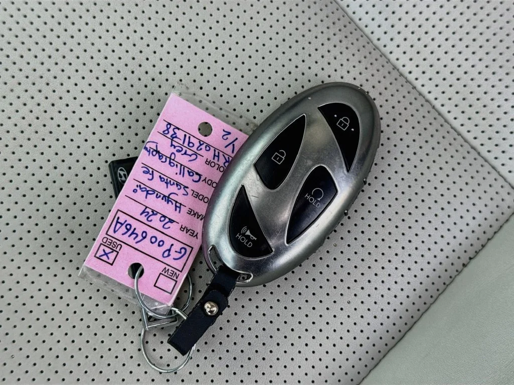 Used 2024 Gray Hyundai Calligraphy image 37