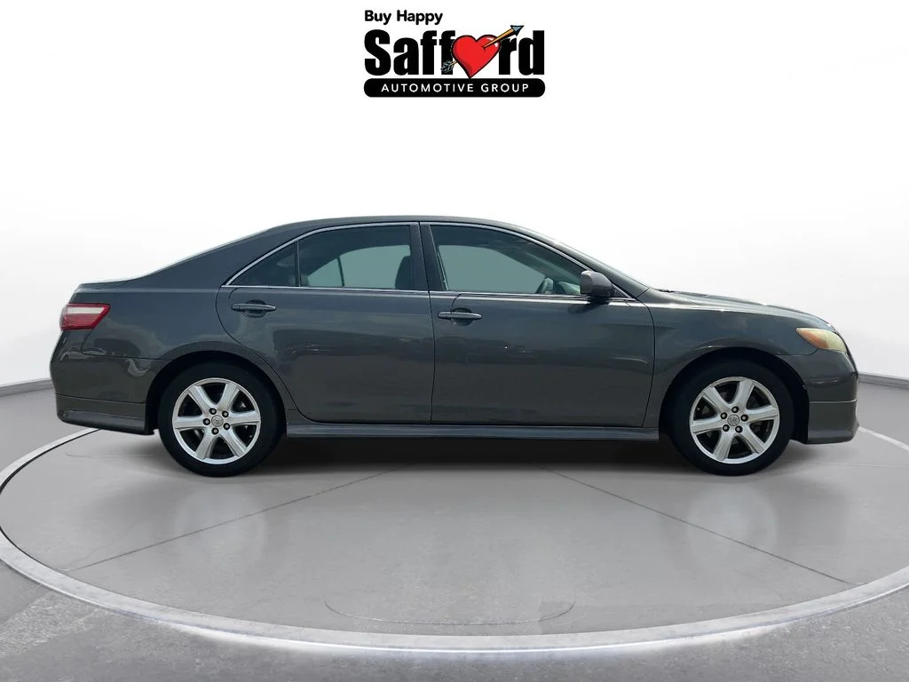 Used 2007 Gray Toyota SE image 8