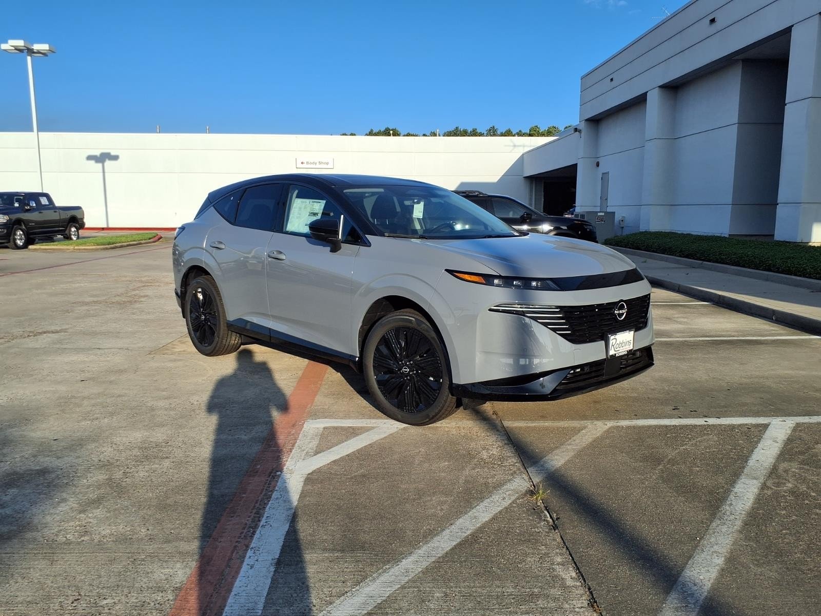 2027 Nissan Murano photo 3 of 25