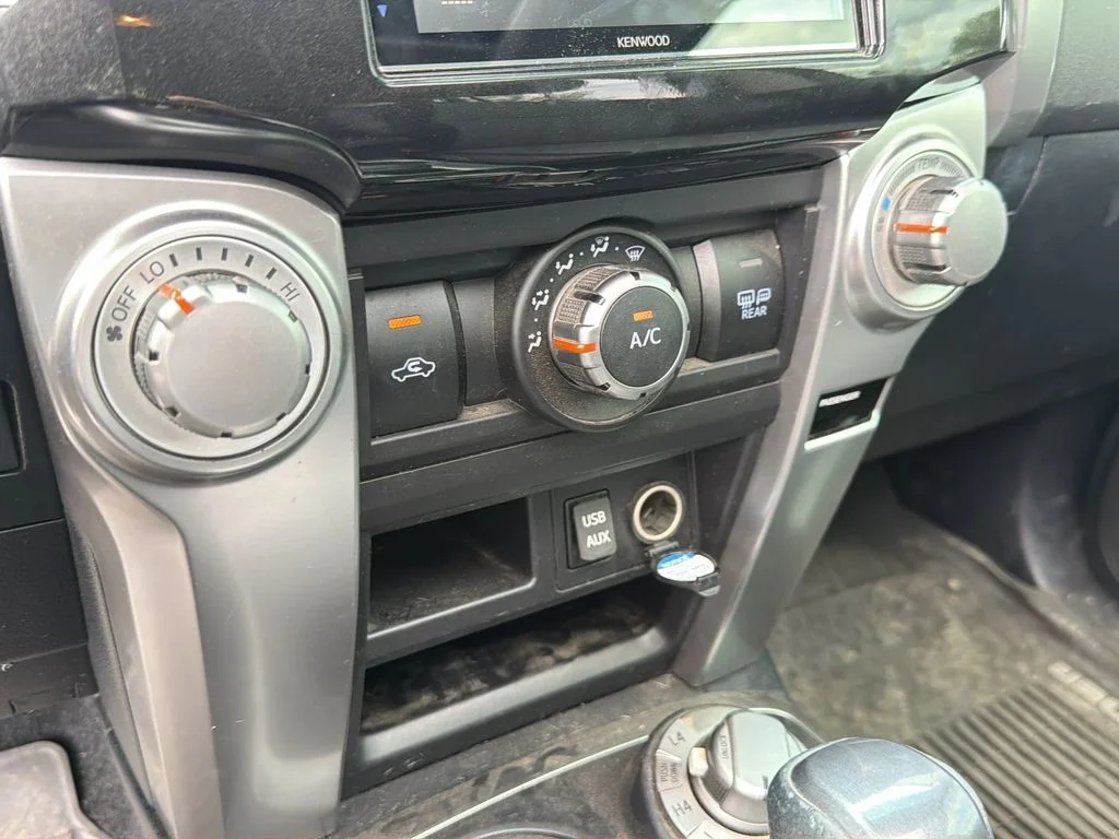 2017 Toyota 4Runner SR5 Premium - Photo 19