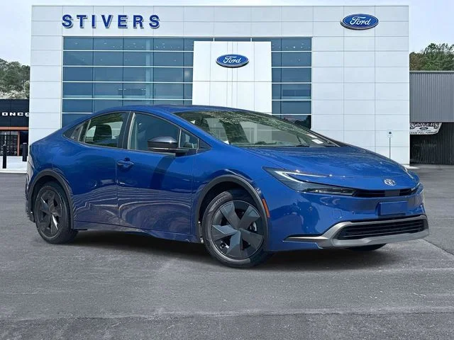 2024 Toyota Prius LE FWD's photo