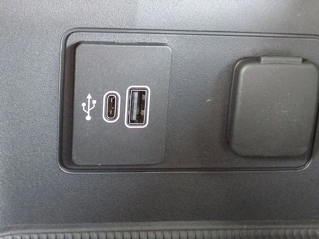New 2026 Carbonized Gray Metallic Ford Active image 22
