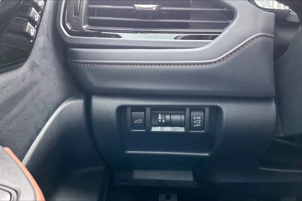 Used 2026 Brown Subaru Touring image 35