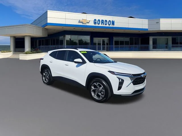 Used 2024 Summit White Chevrolet LT image 8