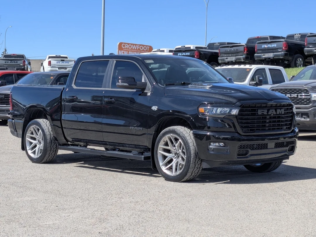 New 2026 Black RAM Sport - - 4x4 - HEMI V8 - Level 1 Equip - Sunroof & More! image 2