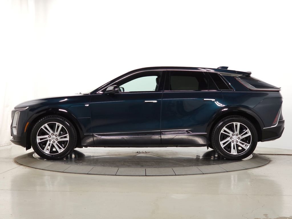 Certified 2024 Cadillac LYRIQ Tech with VIN 1GYKPMRL8RZ128594 for sale in Schaumburg, IL