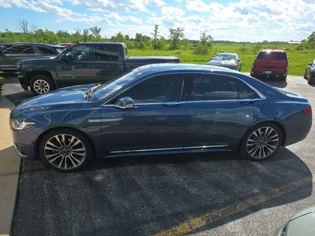 Used 2018 Diamond Lincoln Reserve image 9