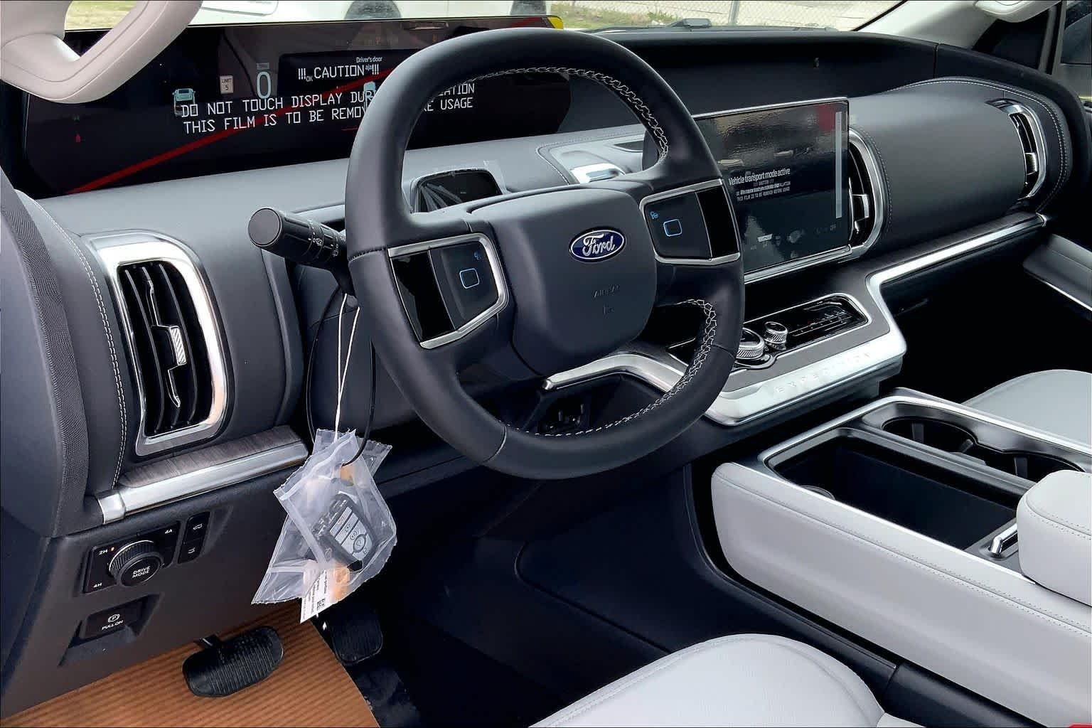 New 2026 Star White Metallic Tri-Coat Ford MAX Platinum® image 6