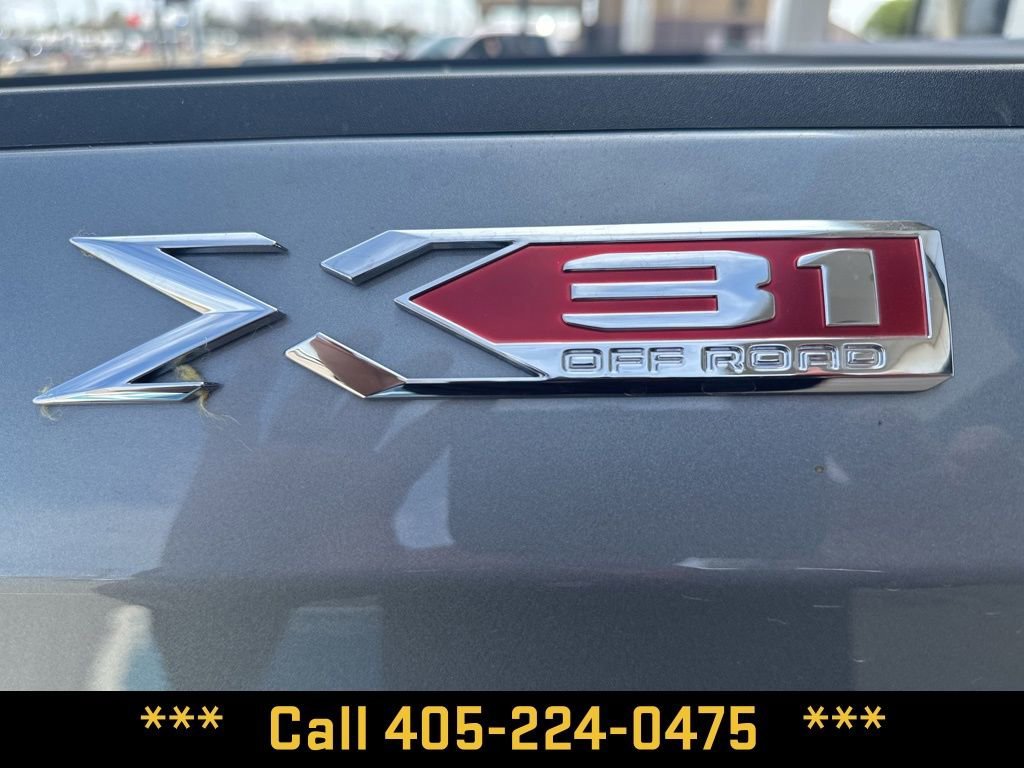 New 2026 Sterling Metallic GMC SLE image 26