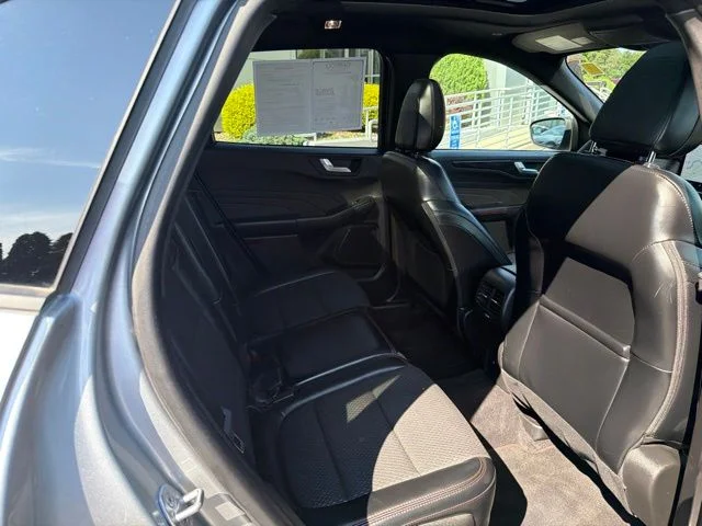 Used 2023 Silver Ford ST-Line image 27