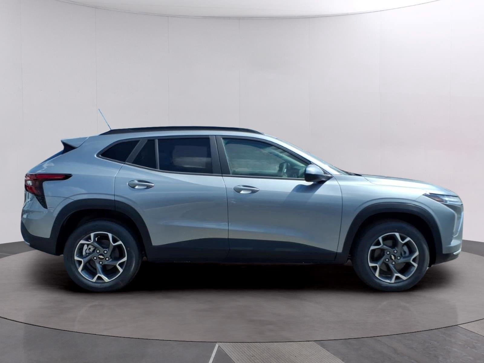 New 2026 Sterling Gray Metallic Chevrolet LT image 6