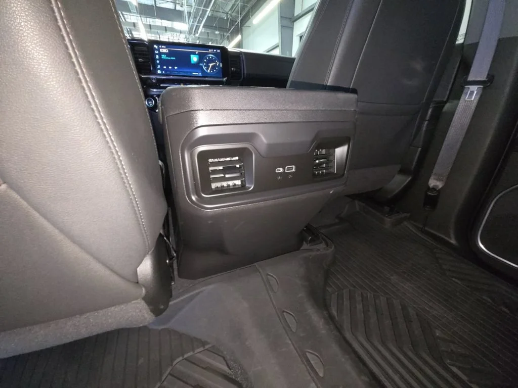 Used 2023 SUMMIT WHITE Chevrolet LT Trail Boss image 28